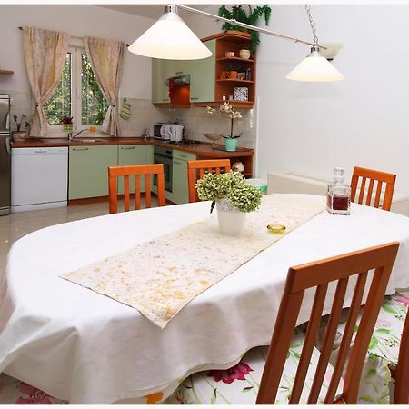 Apartments Ruza Primošten المظهر الخارجي الصورة