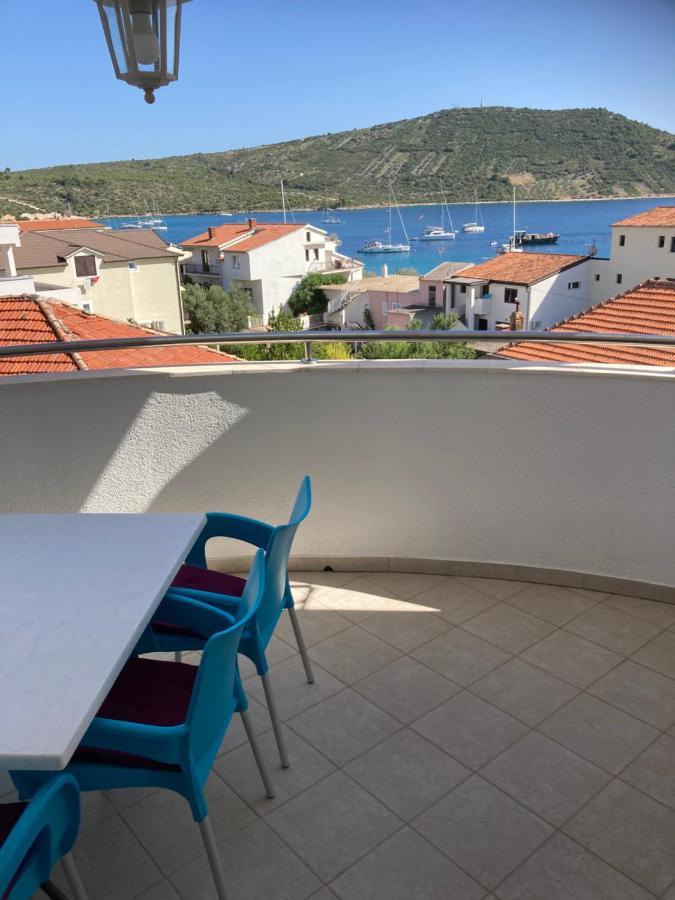 Apartments Ruza Primošten المظهر الخارجي الصورة