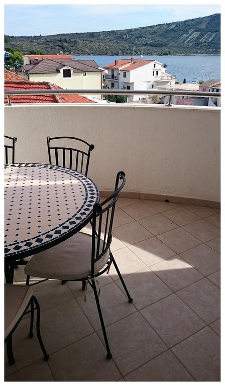 Apartments Ruza Primošten الغرفة الصورة